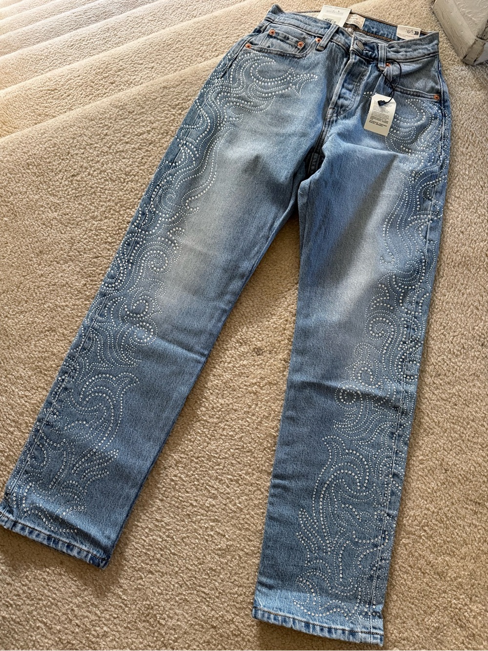 NWT BEYONCÉ X Levi’s® 501 Curve High-Rise Straight Leg Jean - Picture 9 of 10